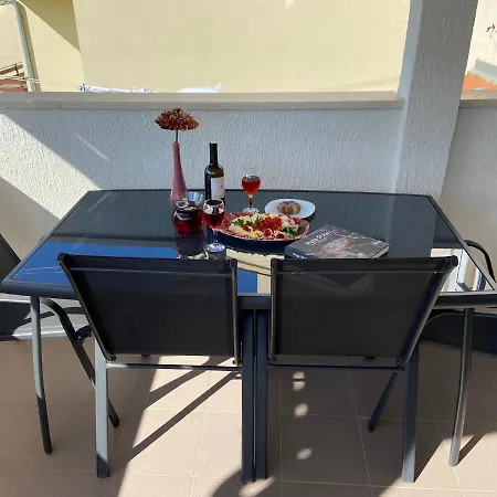 Madis & Free Bikes Apartman