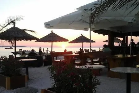 Madis & Free Bikes Apartman *