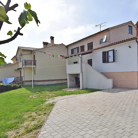 Madis & Free Bikes Apartament Pula