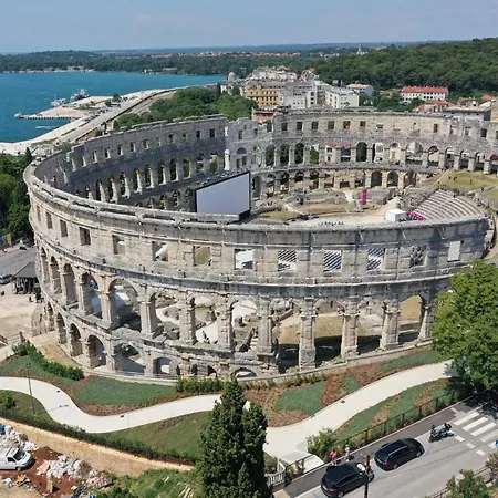 Madis & Free Bikes Lejlighed *